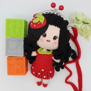 Strawberry Princess Crochet Toddler Purse, Little Girl Purse, Birthday Gift, Little Girl Gift, Christmas gift, Best gift for kid, handbag 22