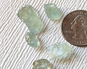 05 Pieces Top Quality Raw Natural Aquamarine Rough For Making Jewelry Mix Size Rough Shape Loose Aquamarine Rough Gemstone AQ16