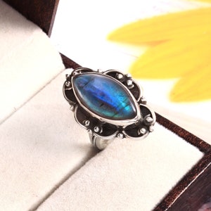 Top Quality Natural Labradorite Handmade Ring Sterling Silver Best Gift For Her Loose 925 Silver Bohemian Silver