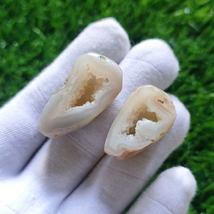 02 Pcs Top Quality Natural Crystal Druzy Rough For Making Jewelry Mix Size Druzy Shape Loose Crystal Druzy Raw Gemstone