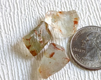 03 piezas de alta calidad Raw Natural Aquamarine Rough Mix Size Rough Shape para hacer joyas Loose Aquamarine Raw Gemstone
