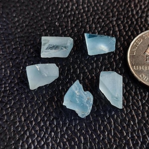 Natural Blue Topaz Rough| Unheated Blue Topaz Rough For Making Jewelry| Blue Topaz Rough| Blue Topaz Crystals For Gifts| Specimen Crystals