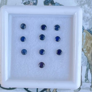 Zafiro azul natural Forma redonda Diamante Talla facetado Piedra preciosa suelta Tamaño 2 mm AAA De alta calidad FSC-7