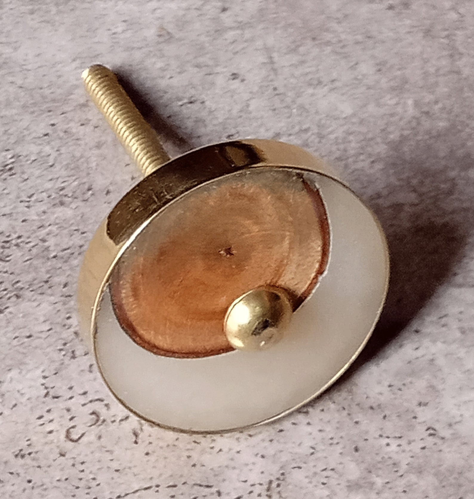 white cabinet knobs and pulls
