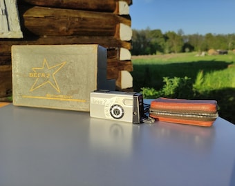 Vintage Altix-n 35mm Film Camera With Carl Zeiss Lens & Leather