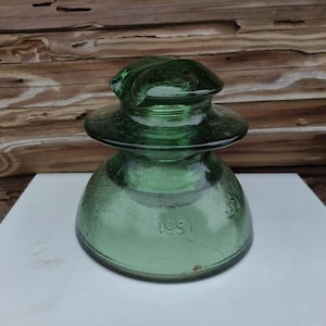 Vintage Glass INSULATOR *ShS 10D* 1991 Ukraine Green Antique Height-5.70&quot; Base Diameter -6.30&quot; Weight -68.5oz Lviv plant of glass insulators