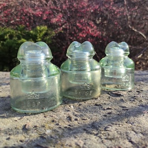 Vintage Light Green Glass Insulator: USSR Collectible (1987)