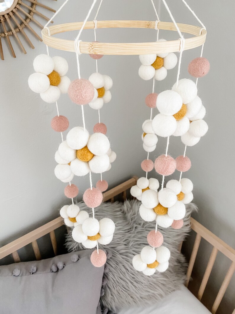Daisy Nursery Mobile Flower Baby Mobile Daisy Mobile for Etsy