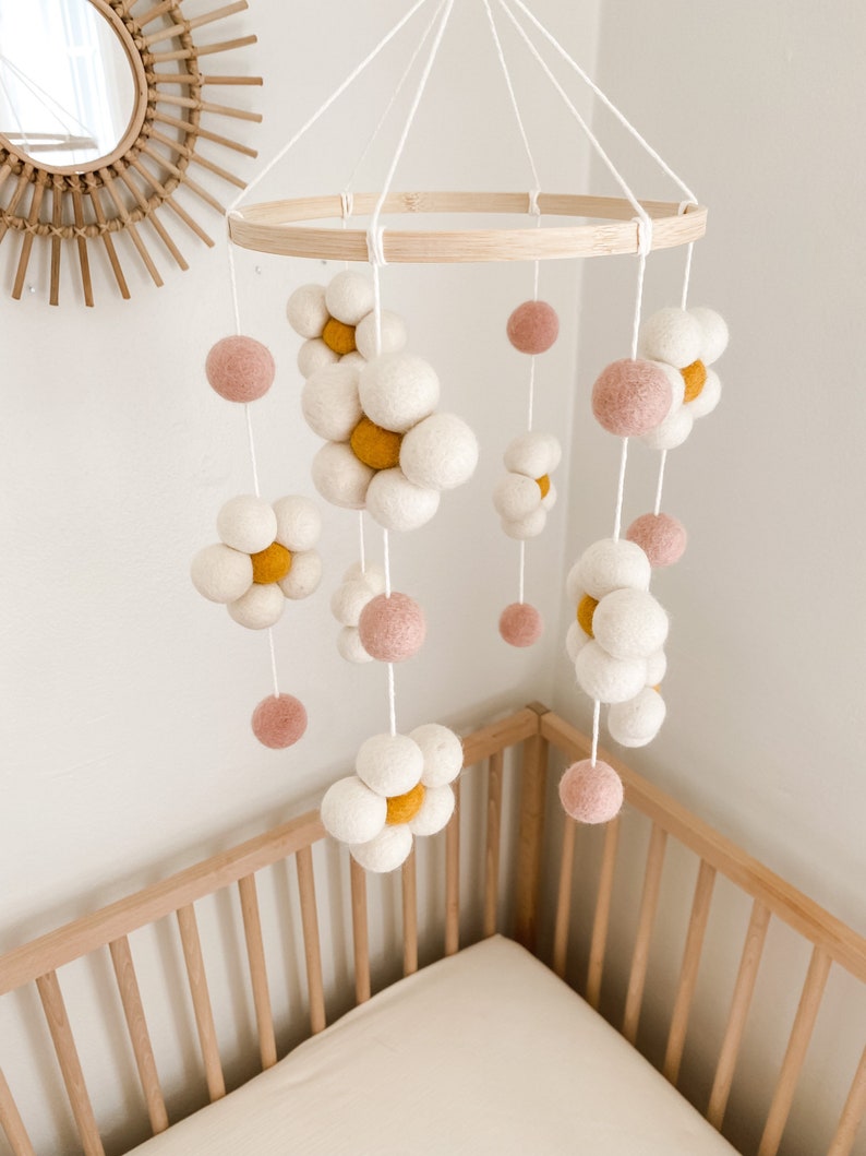 Daisy Nursery Mobile Baby Girl Nursery Mobile Daisy Themed Etsy