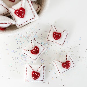 Valentine Felt Envelope, Kids Valentines, Pretend Play, Sensory Activity, Love Letter, Handmade Valentines, Heart Felt Envelope, Vday Decor