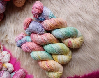 Unicorn Gelato - Hand dyed Aran/worsted 100g 166m 100% superwash merino wool yarn