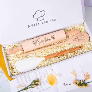 Benutzerdefinierte Back Geschenkbox, Weihnachtsgeschenkbox, personalisierter Holzlöffel, Geschenk für Großeltern, Einweihungsgeschenk, Geschenke für Backliebhaber