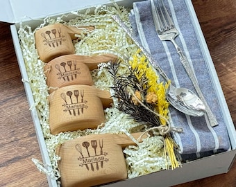 Engraved Beech Wood Measuring Cup Set, Personalized Baking Gift Box