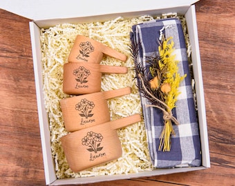 Juego de regalo de tazas medidoras de madera personalizadas, ideal para hornear.