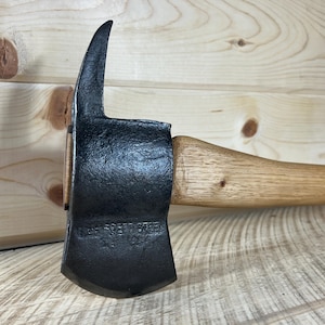 High Speed Steel and Tool Co - Modified Fire Axe - 2.5lbs & 28in