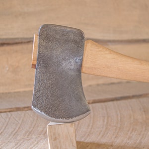Vaughan Single Bit Axe - Vintage Axe - 3.5lbs & 36in