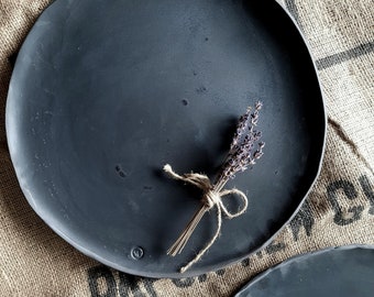 Organic Black Pottery Serving Platter, Round Stoneware Minimal Dinnerware Ceramic Platter, Large Serving Plate, Rustic Wabi Sabi Platter