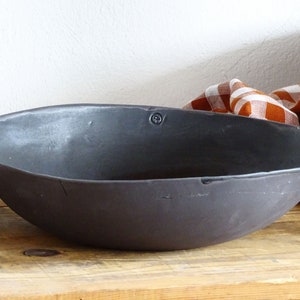 Extra Large Ceramic Bowl Black Organic Pottery Bowl Modern Rustic Stoneware Mixing Bowl Salad Serving Bowl Handmade Wabi Sabi Fruit Bowl