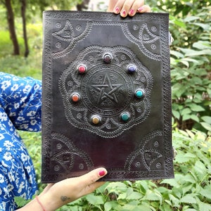 Extra Großes Pentagramm Lederbuch für Männer Sieben Stein Journal Buch der Schatten Skizzenbuch Lettering Journal Notizbuch Geschenke für Sie & Ihn