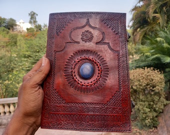 Diario de cuero repujado: diario de piedra hecho a mano, libro de hechizos