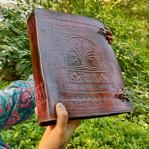 Extra Large 600 page leather journal Lined/Unlined page tree of life notebook journal with lock handmade journal personalized gift for men
