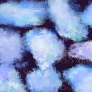 Può includere: Arte digitale astratta con uno sfondo blu scuro e più nuvole ad acquerello sovrapposte in tonalità di blu, viola e bianco.