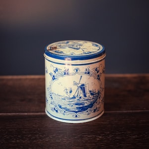 Delft Decorative Tin - Vintage Blue & White Delft Windmill Sewing Tin