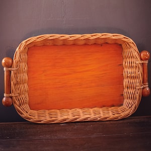 Wicker and Wood Bottom Serving Tray with Handles - Vintage Rectangular Wicker/Rattan Breakfast/Dining Tray