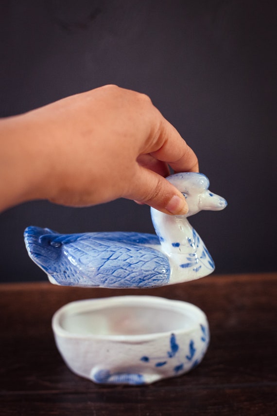 Blue White Ceramic Duck Covered Ring Dish - Vinta… - image 8