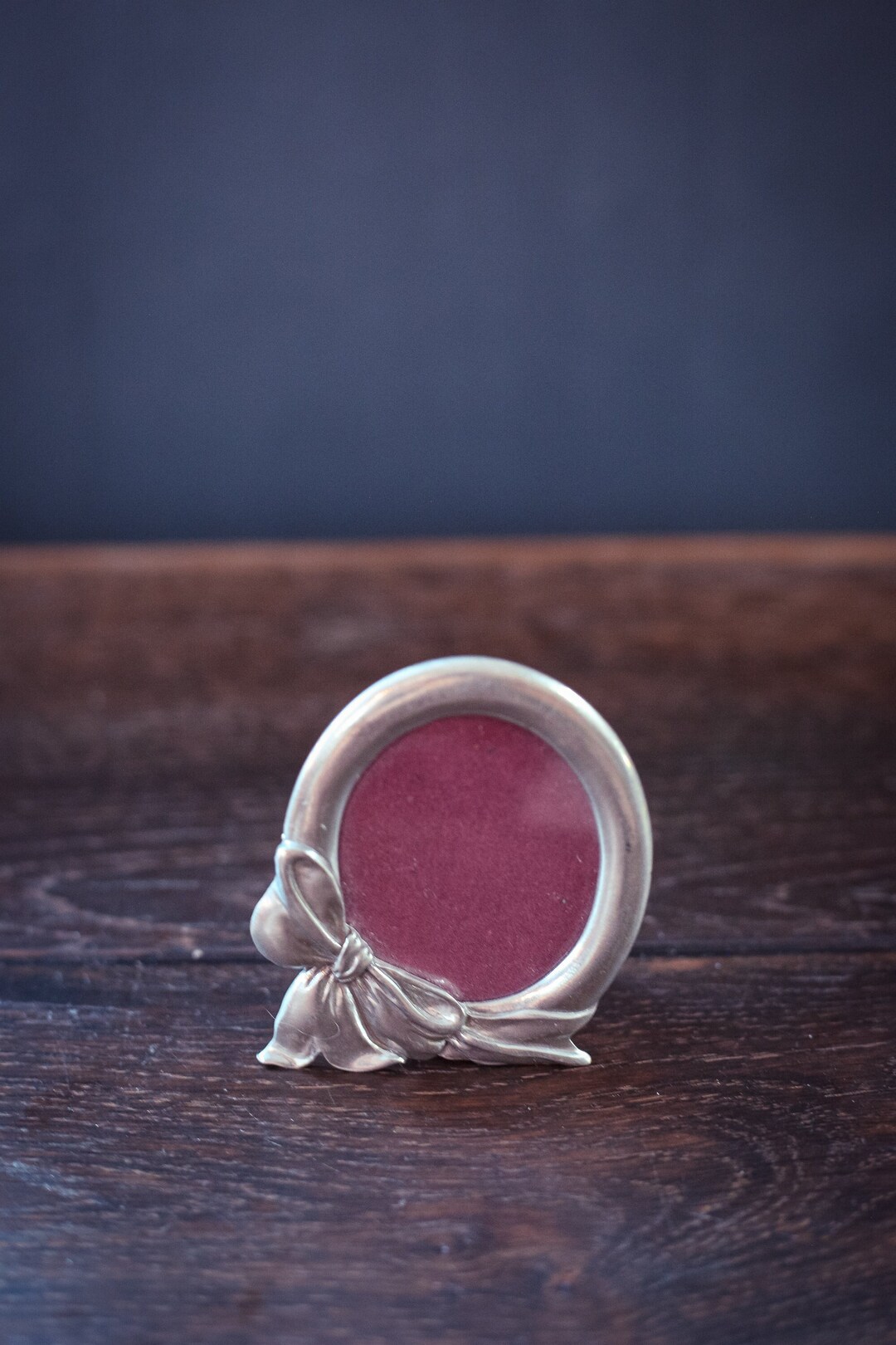 Small Oval Pewter Picture Frame With Bow /vintage Seagull Photo Frame ...