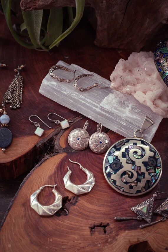 Silver Round Disc Celestial Earrings - Vintage Es… - image 5