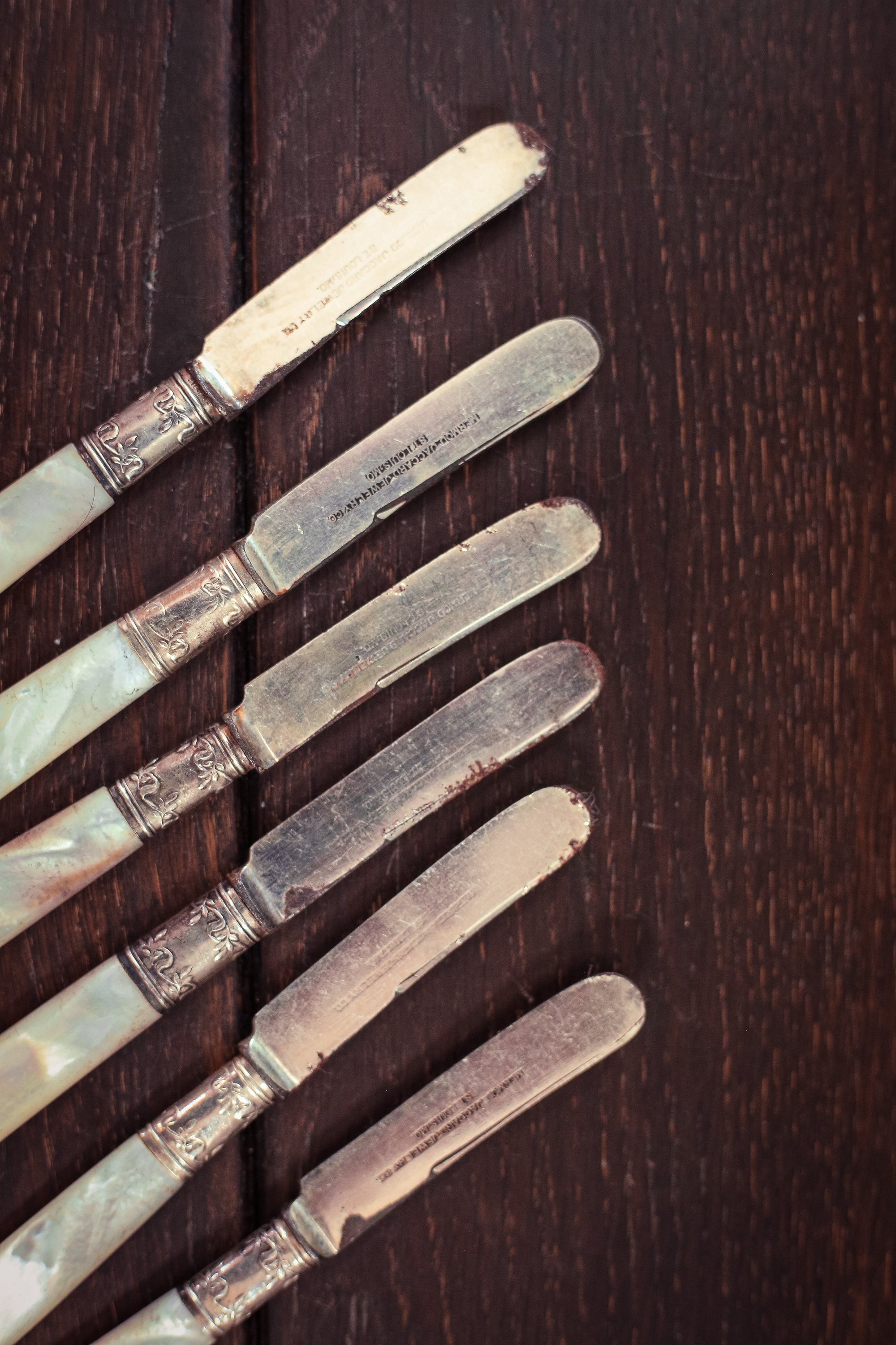 Set of 6 Small Mother of Pearl Handle Butter Knives