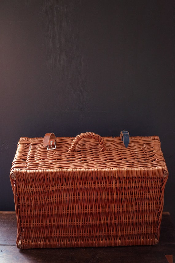 Large Wicker Rattan Picnic Basket with Organizer … - image 10