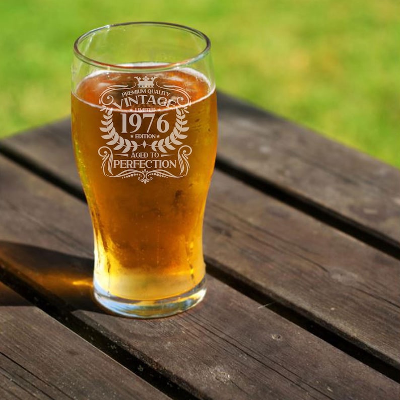 Vintage 1976 Engraved Beer Pint Glass - Personalised 50th Birthday Gift – 50 Year Old Aged to Perfection Beer Cider Lager Tulip Pint Glass image 4