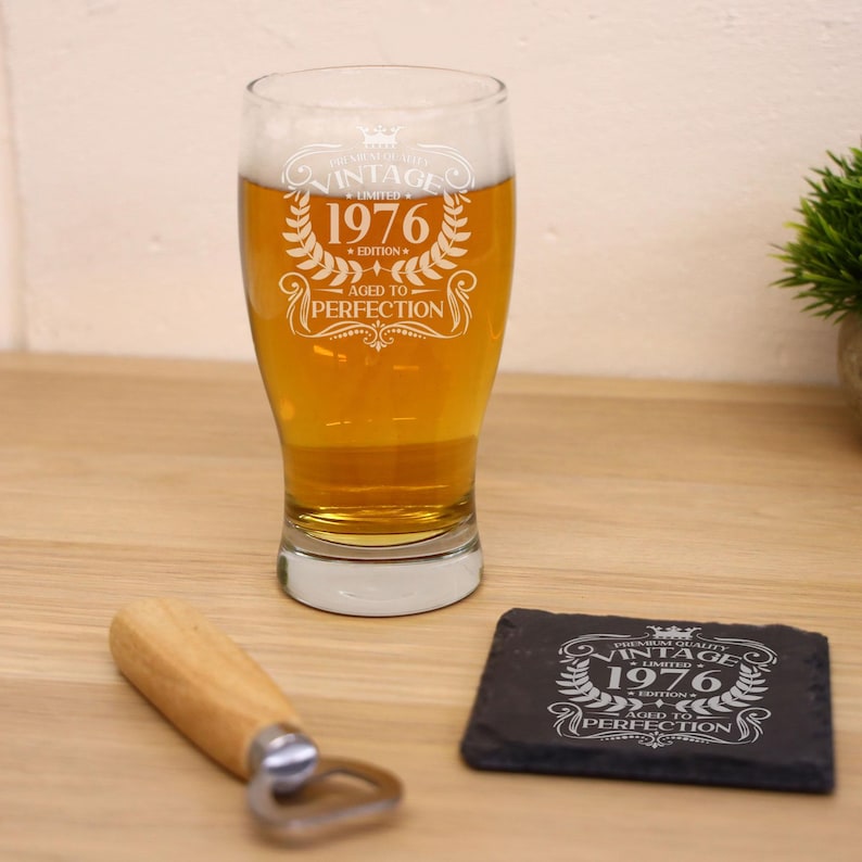 Vintage 1976 Engraved Beer Pint Glass - Personalised 50th Birthday Gift – 50 Year Old Aged to Perfection Beer Cider Lager Tulip Pint Glass image 2