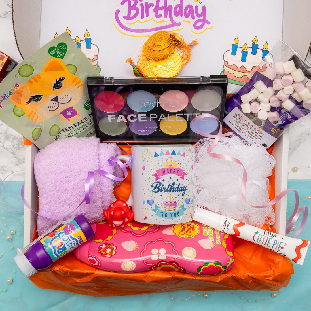Kids Luxury Birthday Pamper Hamper Gift Set for Child or Teenager Birthday Gift for Girls Pamper