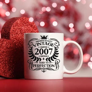 Mug et sous-verre vintage 2007 - Mug 18e anniversaire vieilli jusqu&#39;à la perfection - Cadeaux personnalisés pour 18 ans - Idée cadeau 18e anniversaire pour lui/elle