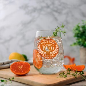Vintage 1976 Engraved Stemless Gin Glass and/or Coaster Personalised 50th Birthday Gift Aged to Perfection – Gift for Her 50 Year Old Gifts immagine 11