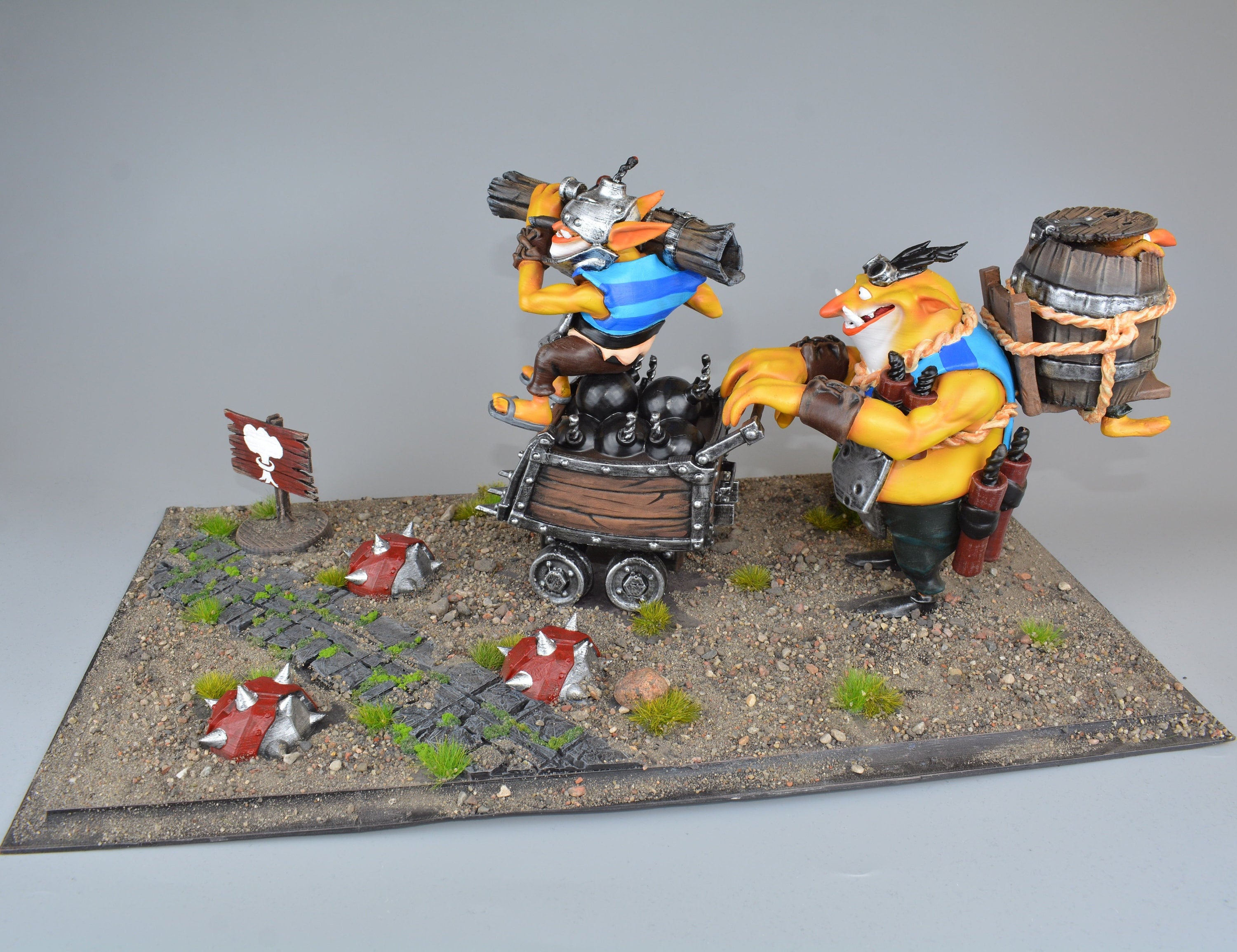 Dota 2 Squee, Spleen, and Spoon Figurine Diorama: Geek Collectible