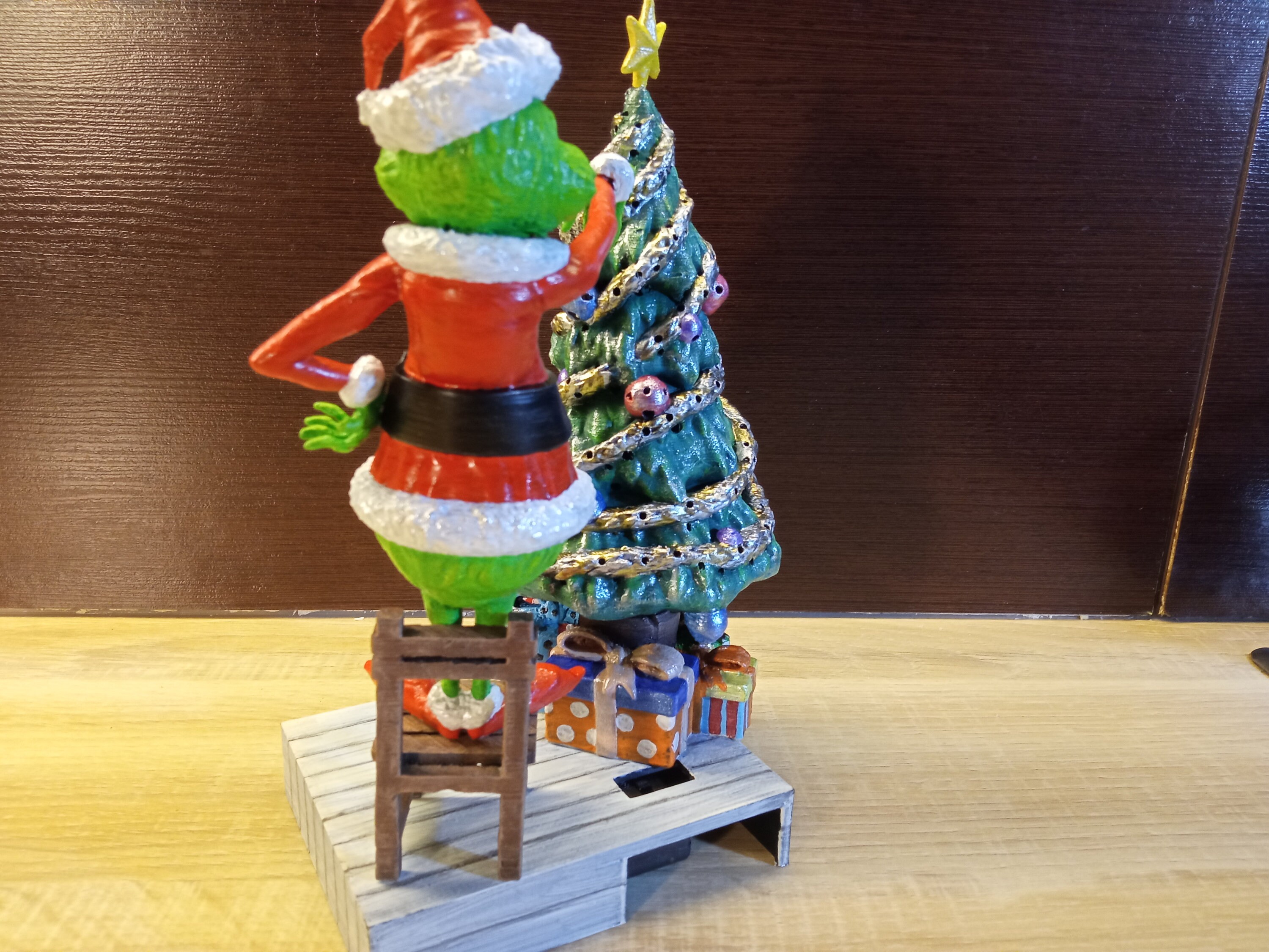 Grinch Christmas Figurine Diorama With Lights - Etsy