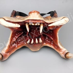 Predator Wolf Half Face Mask | Sci-Fi Alien Mask for Cosplay, Halloween & Christmas Gift