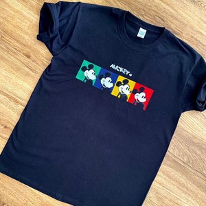 T-shirt topolino, Pop Art T-shirt, mickey Mouse T-shirt, black custom T-shirt, painted T-shirt, Walt Disney Painted