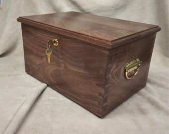 Wooden Keepsake Box, Large Keepsake Memory Chest, Mahogany Keepsake Box,  Mahogany Memory Box, Dovetail Keepsake Box, Dovetailed Box,