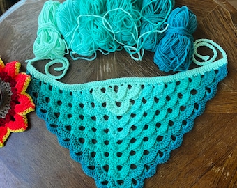 Crochet teal bandana