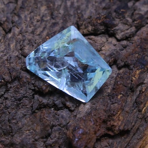 Natrual Aquamarine 13x15 mm Fancy Shape 7.80 Carat High Quality Aquamarine Faceted Cut Perfect Jewelry Making Aquamarine Loose Gemstone