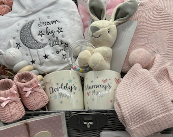 Baby Girl Hamper. New Parent Gift Box, New Baby Gift, Baby Boy Hamper, Baby Girl Hamper, Mom and Dad Gift