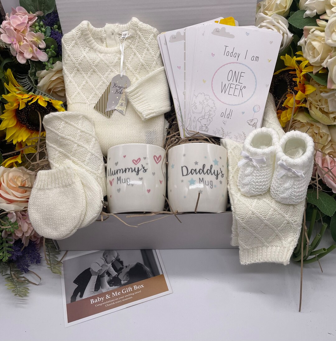 New Baby Knitted Hamper. New Parent Gift Box, New Baby Gift, Unisex