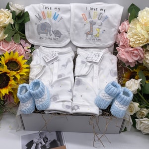 New Baby Twin Gift, Baby Hamper, Unisex Baby Hamper & Baby Girl and Boy Hamper, Baby Twins, Baby twin hamper image 3