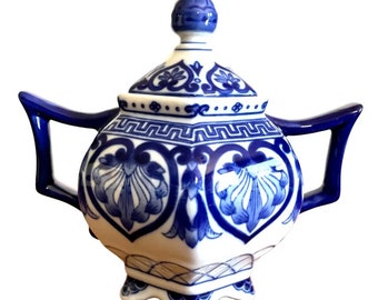 Vtg Bombay Sugar Bowl Blue & White Porcelain Tile Heart Double Handled w/ Lid