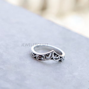 Anillo Chevron de plata Anillo en forma de V Regalo de Navidad Regalo de vacaciones Anillos para todos los días Alianza de boda curva Anillo de corona Anillos de aniversario Regalo para ella